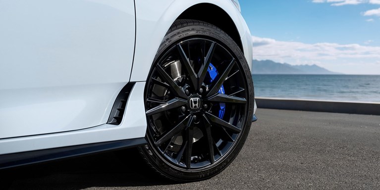 2026 Honda Prelude 19''  Black Wheel detail.