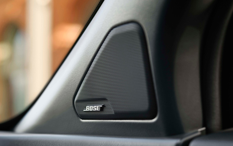 2026 Honda Prologue Elite interior with the standard 12-speaker Bose® Premium Audio System.