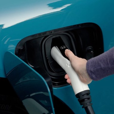 2026 Honda Prologue Elite in North Shore Pearl, video walkthrough highlighting a variety of charging solutions available.